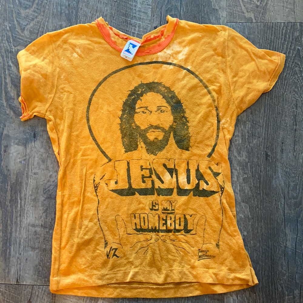 T shirt
